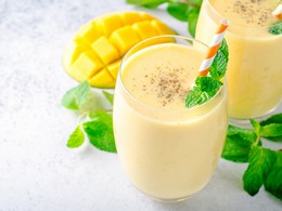 Fit Smoothie_Mango_Tvaroh_Chia semiacka_Mango Lassi