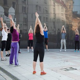 Rchla chdza spojen s cvienm jogy? No predsa Hiking joga!