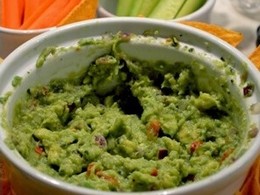 Pikantn guacamole s koriandrom