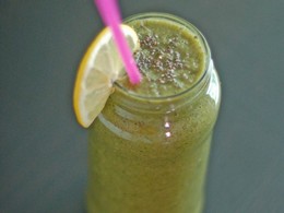 Zelen smoothie s chia semiakami