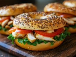 Tvarohov bagels s kuracm msom